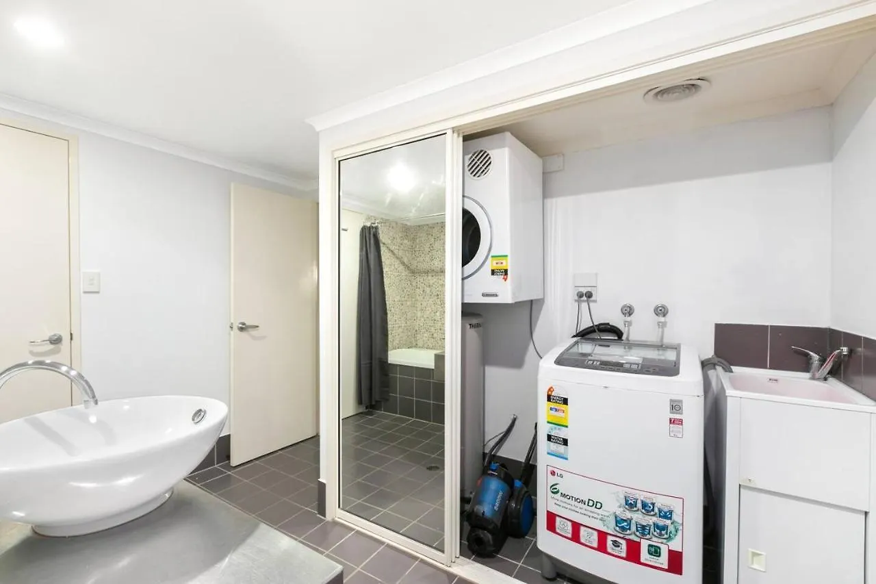 The Palms At Mango Lagoon - Palm Cove Wellness Haven Apartment