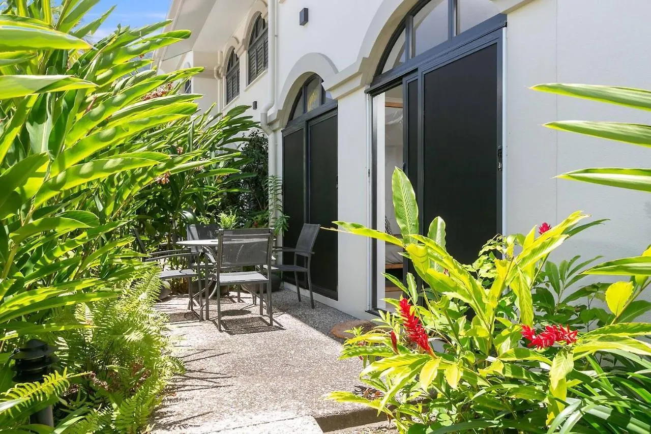 The Palms At Mango Lagoon - Palm Cove Wellness Haven Apartment